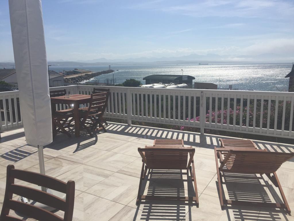 The Cove Guesthouse, Mossel Bay Exterior photo