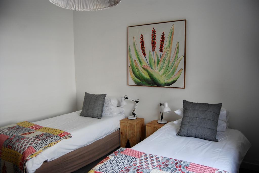 The Cove Guesthouse, Mossel Bay Exterior photo