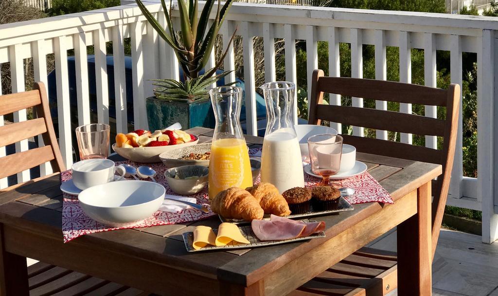 The Cove Guesthouse, Mossel Bay Exterior photo